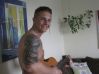 chlopak z gitara...haha nie no beka byla;=D