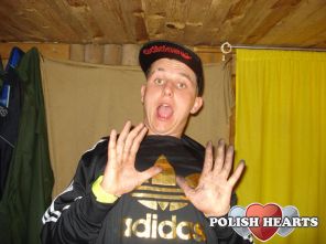 ktos musial rozpalic grilla