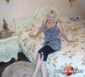 ywona09